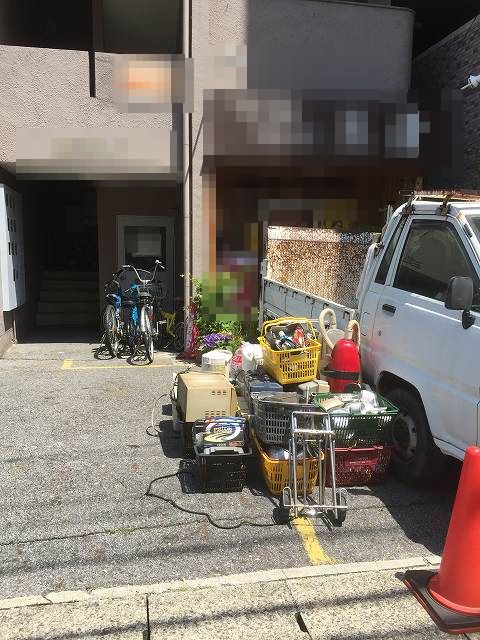 名古屋市中区大須の不要品回収作業です
